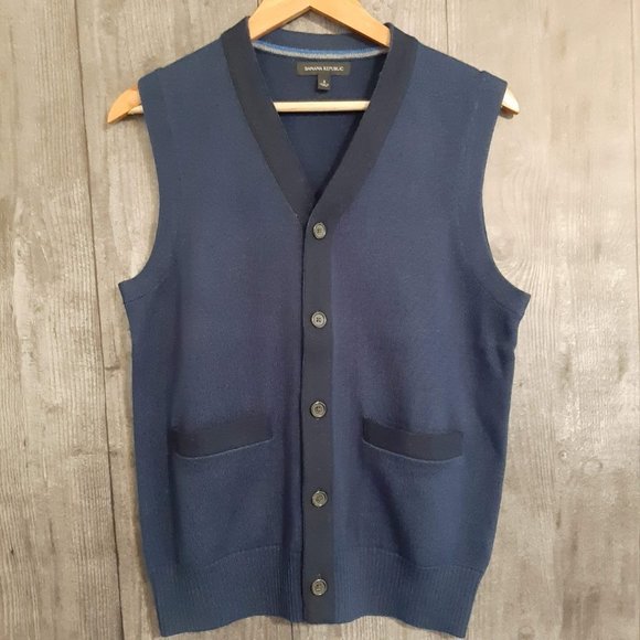 banana republic sweater vest men